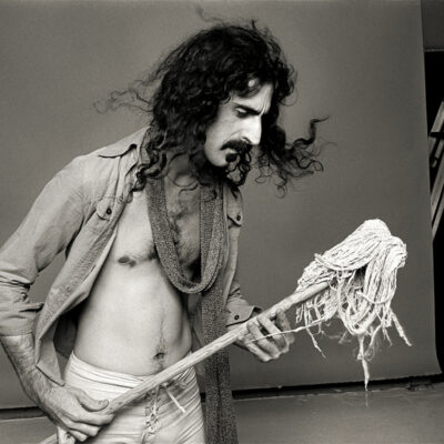 Frank Zappa, Los Angeles 1976 “Frank riffs with Mop”